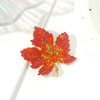 Elegant Shiny Maple Leaf Alloy Rhinestones Women's Brooches sku image 2