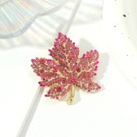 Elegant Shiny Maple Leaf Alloy Rhinestones Women's Brooches sku image 1