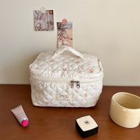 Cute Flower Cotton Oval Makeup Bags sku image 12
