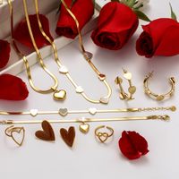 Retro Einfacher Stil Herzform Rostfreier Stahl Überzug 18 Karat Vergoldet Armbänder Ohrringe Halskette main image 1