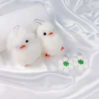 2 Paare Süß Einfacher Stil Tier Schneeflocke Nachahmung Von Pelz Tropfenohrringe sku image 4