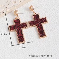 1 Pair Retro Simple Style Cross Alloy Artificial Leather 18k Gold Plated Drop Earrings main image 2