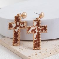 1 Pair Retro Simple Style Cross Alloy Artificial Leather 18k Gold Plated Drop Earrings main image 4