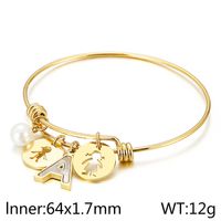 Style Simple Humain Lettre Acier Au Titane Plaqué Or 18K Coquille Bracelet En Masse main image 2