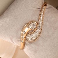 Elegant Xuping Simple Style Geometric Alloy Plating Inlay Artificial Diamond 18k Gold Plated Women's Bangle main image 5