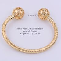Elegant Simple Style Solid Color Copper Twist Plating Hollow Out 18k Gold Plated Bangle main image 2