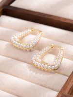 1 Paar Elegant Barocker Stil Geometrisch Inlay Legierung Künstliche Perlen Ohrringe main image 7