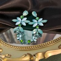 1 Pair Retro Flower Inlay Alloy Rhinestones Drop Earrings sku image 1