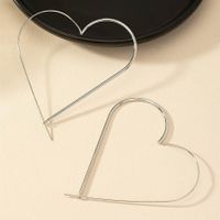 1 Pair Exaggerated Simple Style Heart Shape Plating Zinc Alloy 14K Gold Plated Hoop Earrings main image 6