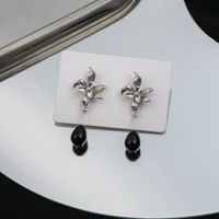 1 Pair Ig Style Retro Flower Alloy Drop Earrings sku image 1