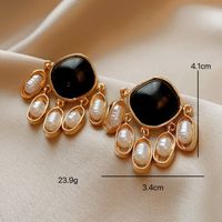 1 Pair Elegant Retro Geometric Plating Inlay Alloy Artificial Pearls Drop Earrings main image 2