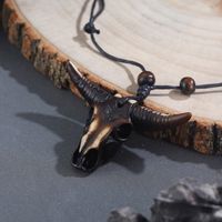 Retro Cattle Arylic Rope Carving Unisex Pendant Necklace main image 3