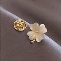 Elegant Simple Style Four Leaf Clover Flower Alloy Opal Women's Brooches main image 6