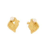 1 Pair Retro Leaf Plating Inlay Titanium Steel Artificial Pearls 18K Gold Plated Ear Studs main image 4