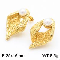 1 Pair Retro Leaf Plating Inlay Titanium Steel Artificial Pearls 18K Gold Plated Ear Studs sku image 1