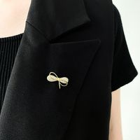 Elegant Simple Style Bow Knot Copper Inlay Zircon Women's Brooches main image 5