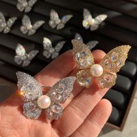 Lady Butterfly Copper Plating Inlay Zircon Women's Brooches main image 1