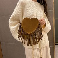 Women's Small Pu Leather Solid Color Vintage Style Heart-shaped Zipper Shoulder Bag main image 6