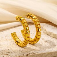 1 Pair Simple Style Solid Color Three-dimensional Copper Ear Studs main image 3