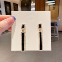 1 Pair Simple Style Color Block Plating Inlay Alloy Artificial Crystal Rhinestones 18k Gold Plated Drop Earrings main image 4