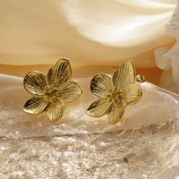 1 Pair Lady Flower Plating Stainless Steel Titanium Steel 18k Gold Plated Ear Studs main image 5