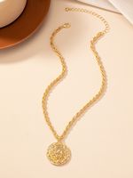 Simple Style Solid Color Alloy Plating Gold Plated Women's Pendant Necklace main image 5