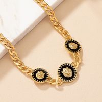 Classical Retro Heart Shape Lion Gold Plated Alloy Wholesale Choker main image 3