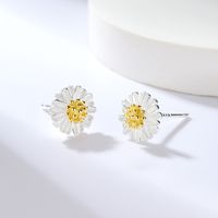1 Pair Sweet Daisy Sterling Silver Ear Studs main image 5