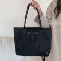 Frau Groß Nylon Einfarbig Vintage-stil Quadrat Reißverschluss Schultertasche main image 5