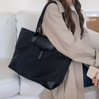 Women's Large Nylon Solid Color Vintage Style Square Zipper Shoulder Bag main image 3