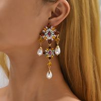 1 Pair Retro Classic Style Flower Plating Inlay Zinc Alloy Artificial Gemstones Drop Earrings main image 2