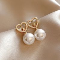 1 Pair Classic Style Heart Shape Plating Inlay Imitation Pearl Copper Zircon 18k Gold Plated Drop Earrings main image 3