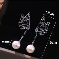 1 Pair Elegant Snowflake Plating Inlay Copper Artificial Pearls Artificial Diamond Silver Plated Drop Earrings sku image 2