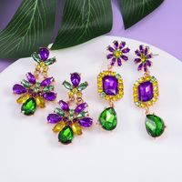 1 Pair Elegant Flower Plating Inlay Alloy Artificial Gemstones Gold Plated Drop Earrings main image 2