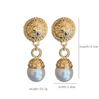 1 Pair Retro Simple Style Round Flower Inlay Alloy Pearl Drop Earrings main image 2