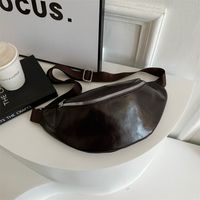 Women's Vintage Style Solid Color Pu Leather Waist Bags main image 4