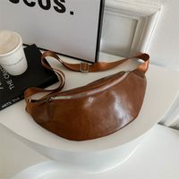 Women's Vintage Style Solid Color Pu Leather Waist Bags main image 3
