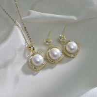 Luxurious Simple Style Round Brass Plating Inlay Pearl Zircon 18k Gold Plated Earrings Necklace main image 3