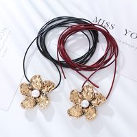 Vacation Flower Alloy Rope Plating Inlay Pearl Plated Ancient & Gold Women's Choker main image 1
