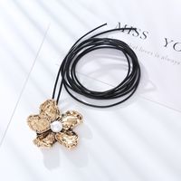 Vacation Flower Alloy Rope Plating Inlay Pearl Plated Ancient & Gold Women's Choker main image 4