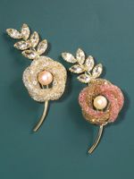 Simple Style Flower Copper Women's Brooches main image 1