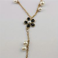 Casual Classic Style Flower Alloy Pearl Women's Sweater Chain Necklace main image 7