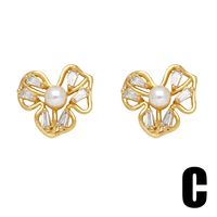 1 Pair Simple Style Star Petal Bee Plating Inlay Copper Zircon 18k Gold Plated Ear Studs main image 5