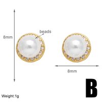 1 Pair Modern Style Simple Style Round Moon Plating Inlay Copper Artificial Pearls Zircon 18k Gold Plated Ear Studs sku image 2