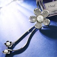 Elegant Simple Style Flower Alloy Copper Plating Inlay Artificial Rhinestones Artificial Pearls Women's Sweater Chain Long Necklace main image 4