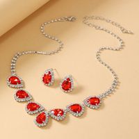 Glamour Luxueux Brillant Les Gouttelettes D'eau Alliage Placage Incruster Strass Plaqué Argent Femmes Des Boucles D'oreilles Collier main image 6