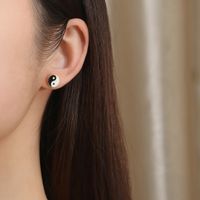 1 Pair Simple Style Tai Chi Epoxy Plating Stainless Steel 18k Gold Plated Ear Studs main image 1
