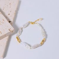 Einfacher Stil Irregulär Süßwasserperle Kupfer Perle Überzug 18 Karat Vergoldet Frau Armbänder main image 4