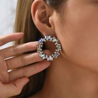 1 Pair Simple Style Round Rhinestone Diamond Zircon Women's Earrings main image 3