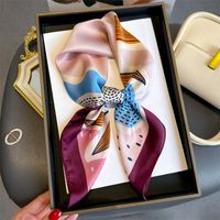 Women's Classic Style Color Block Polyester Printing Silk Scarf main image 1